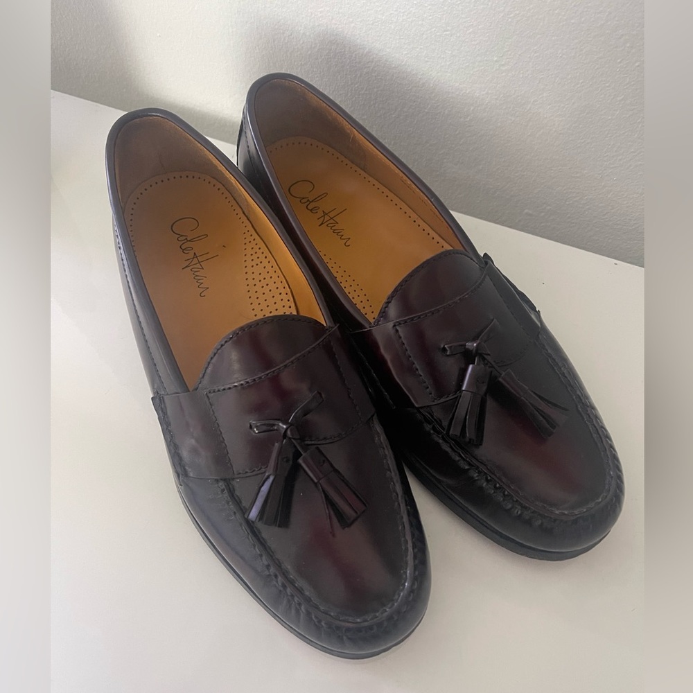 Cole Hann Men’s Pinch tassel Loafers size 11D dark burgundy